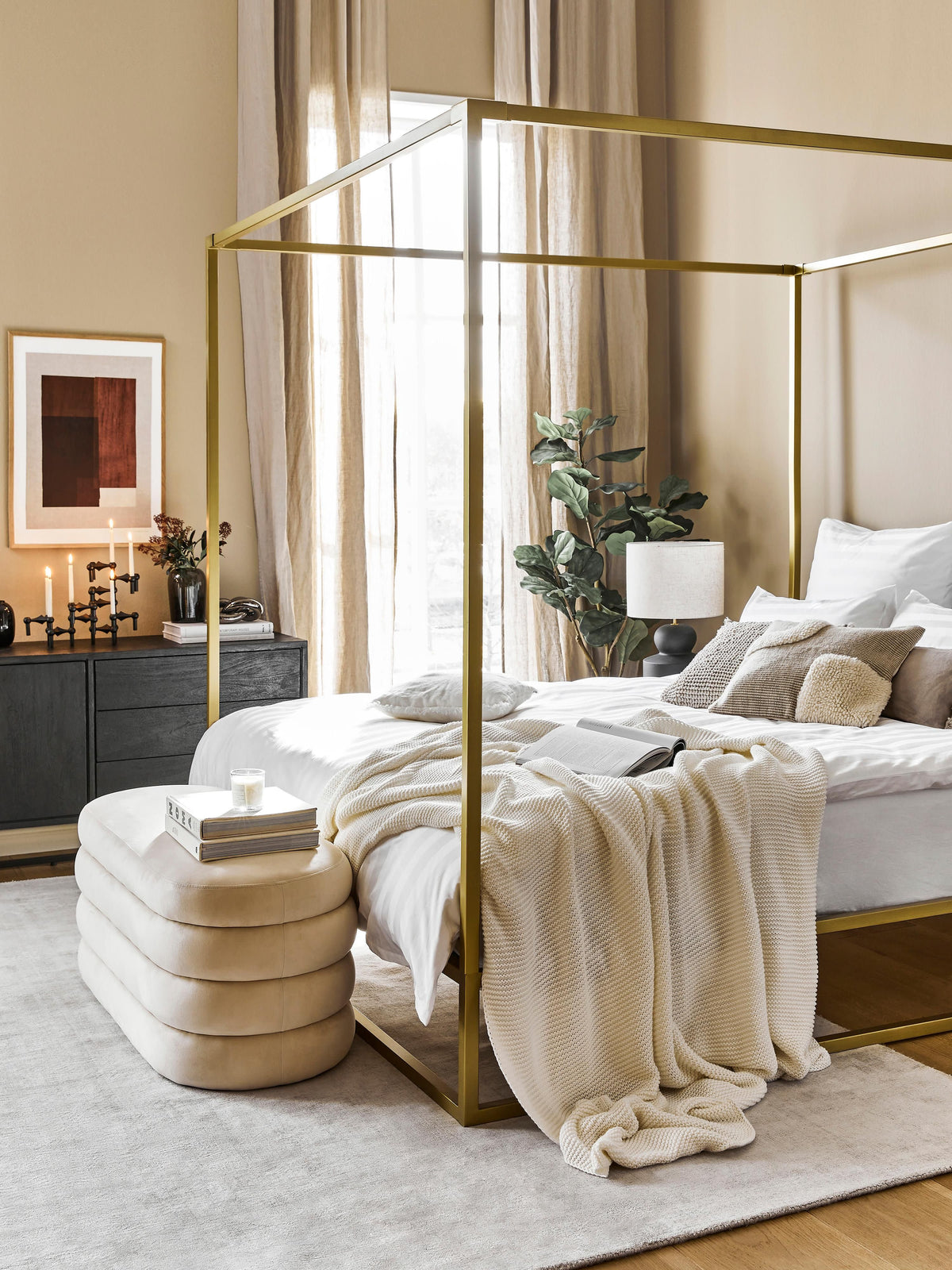 Belvenno Metal Four-Poster Bed