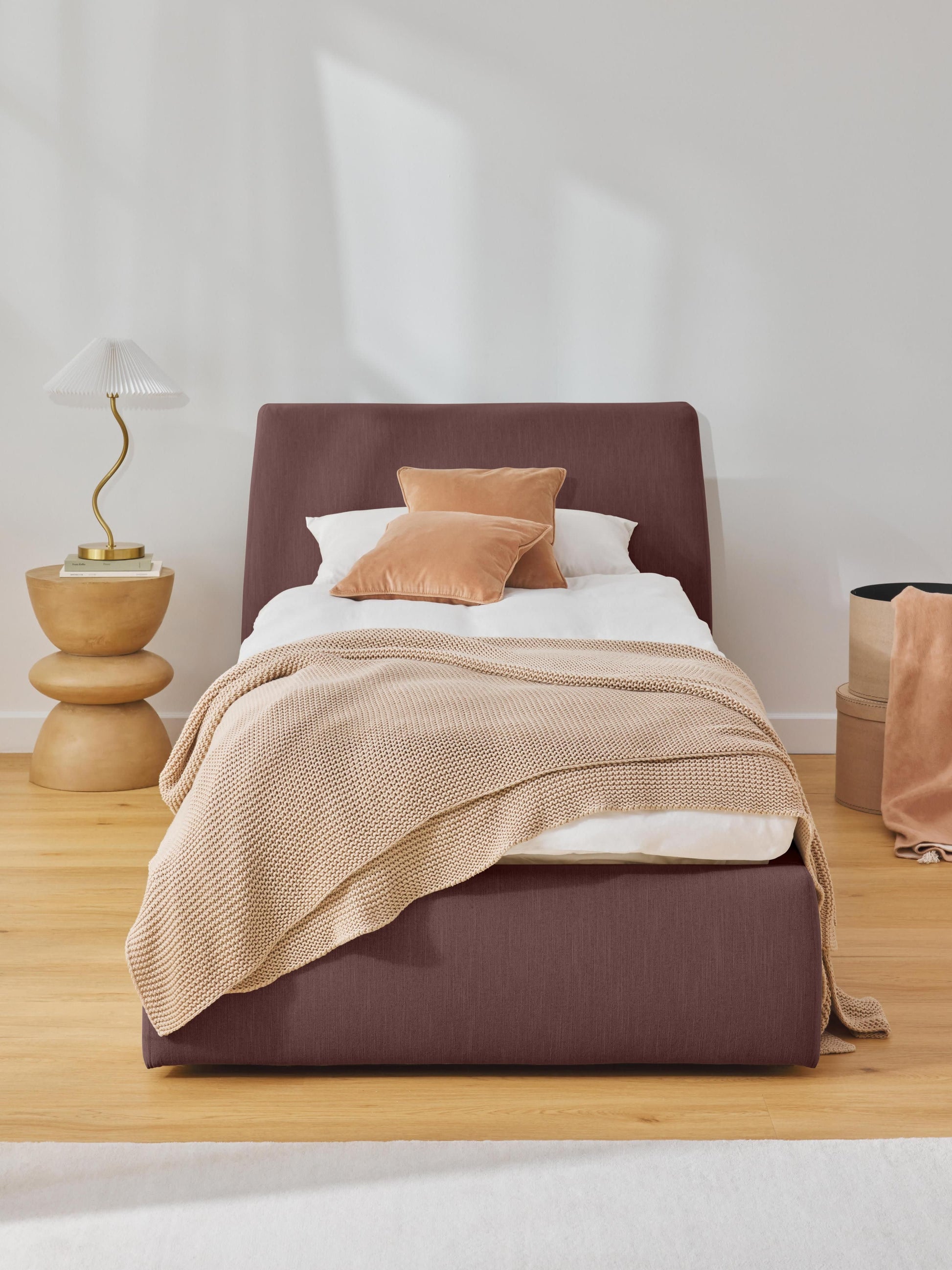 Clovarno Single Bed with Storage