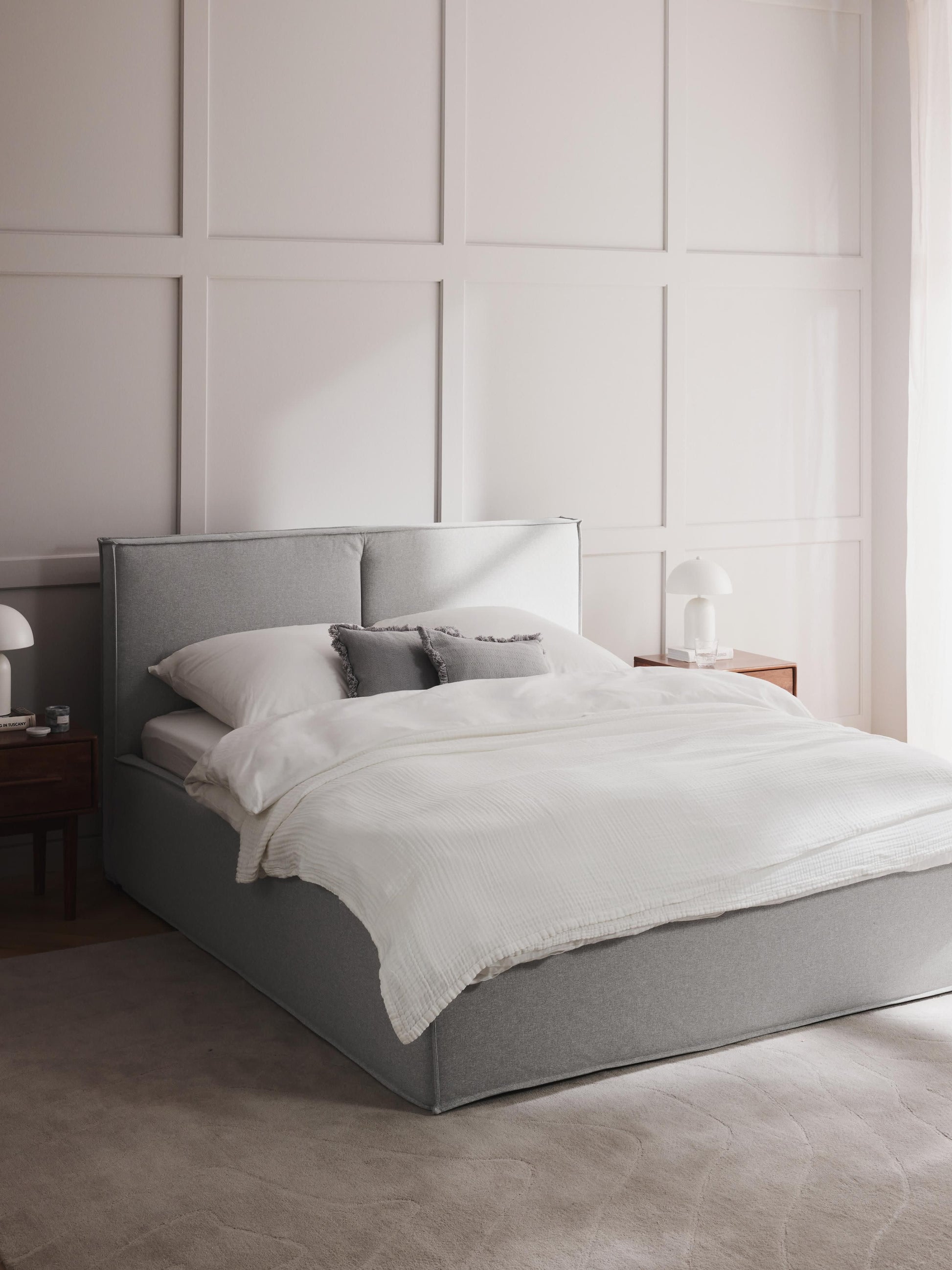 Drennova Upholstered Bed