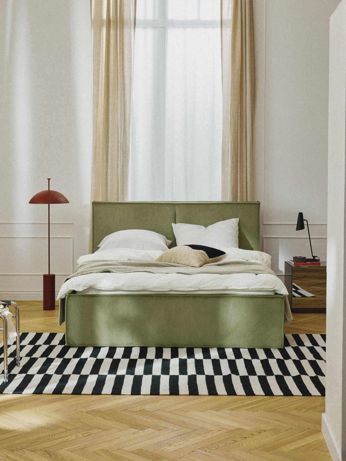 Drennova Upholstered Bed in Corduroy with Storage
