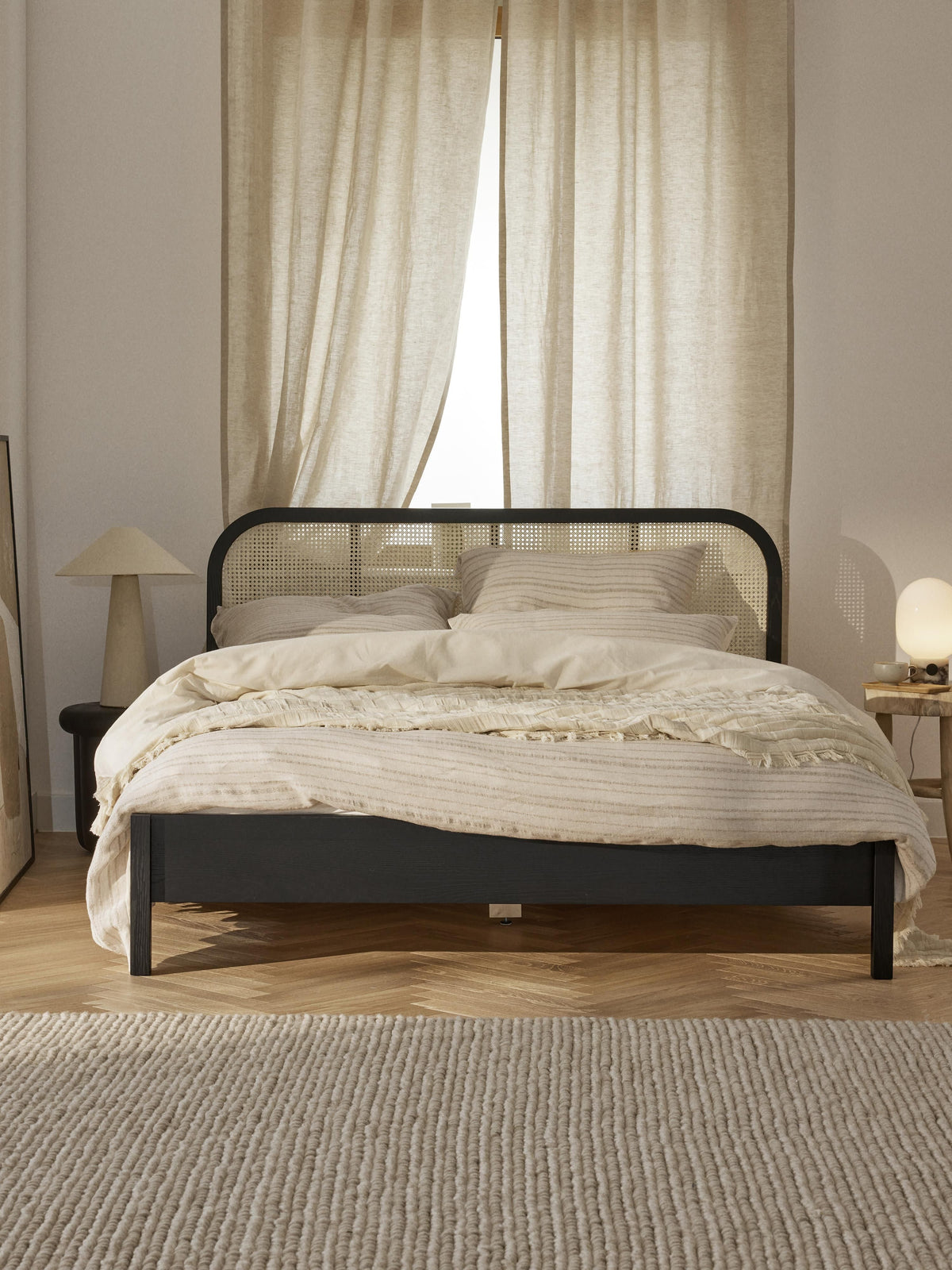 Jonaro Wooden Bed with Headboard in Vienna Cane