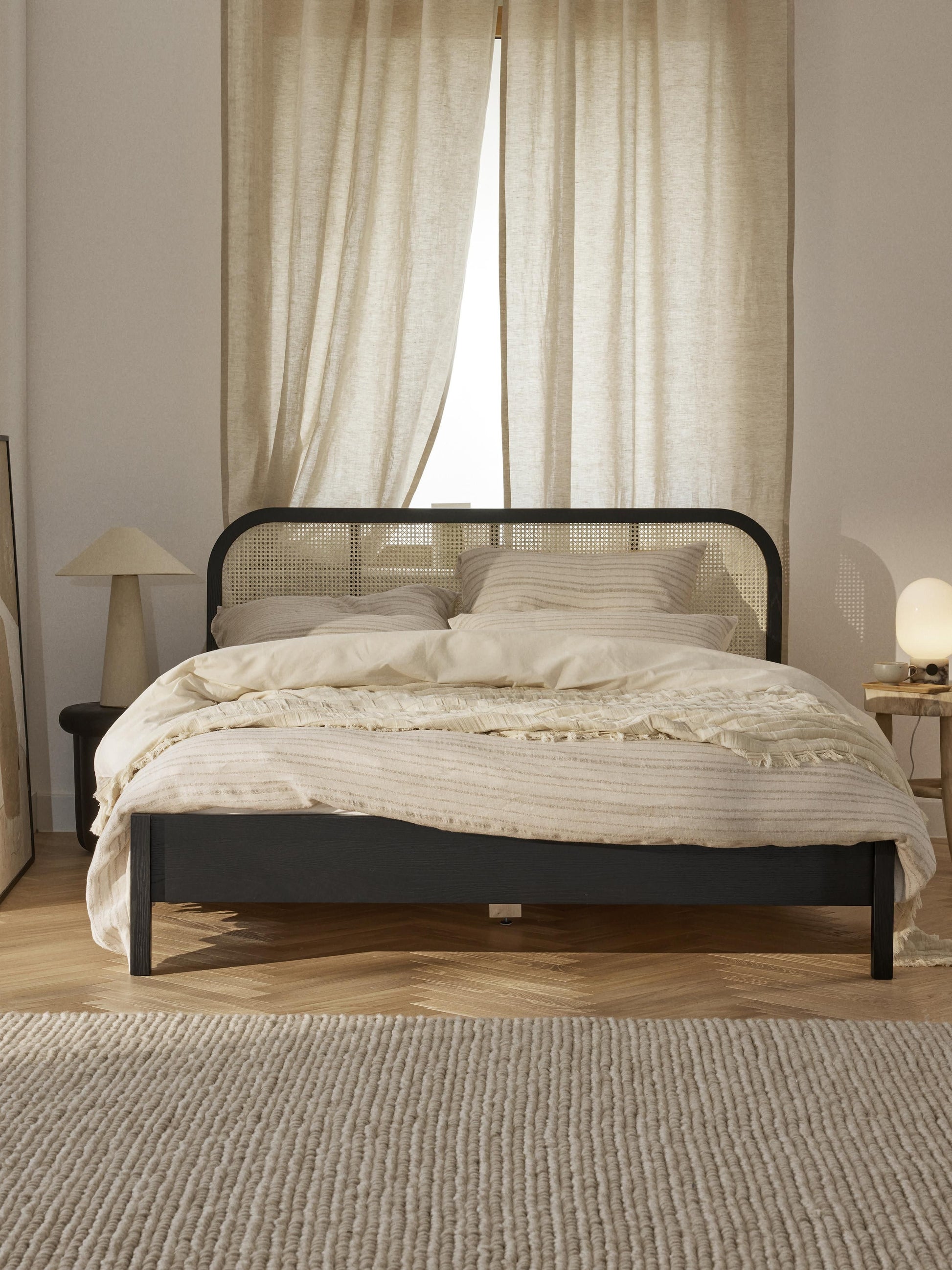 Jonaro Wooden Bed with Headboard in Vienna Cane