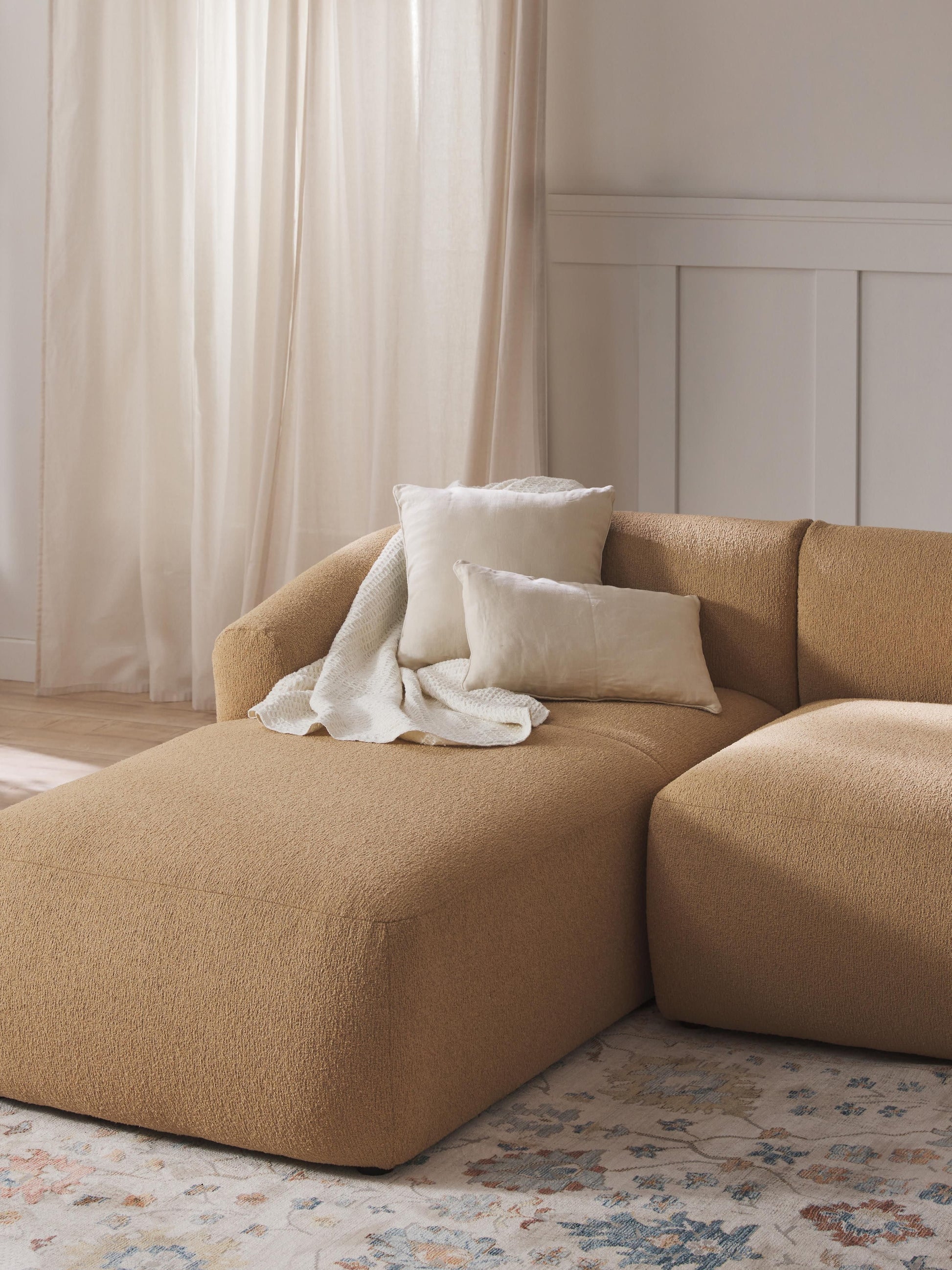 Marenzia Chaise Corner Module in Bouclé
