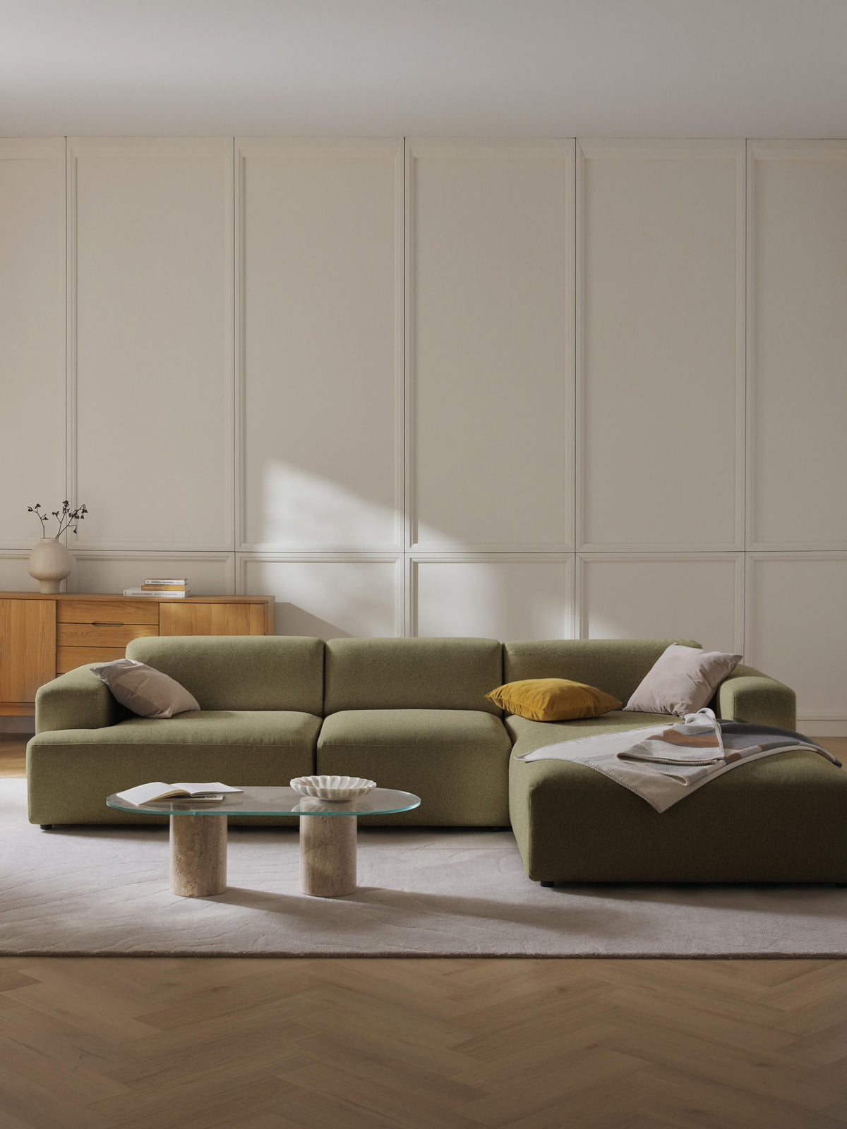 Melbrina Corner Sofa (4-Seater)