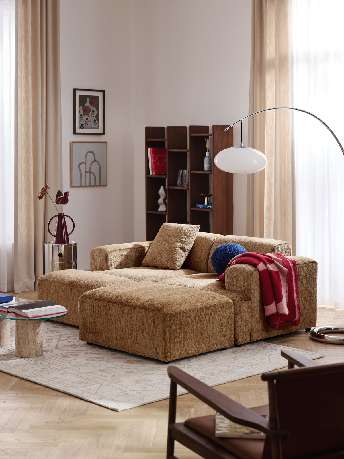 Melbrina Ottoman, W 99 x D 72 cm