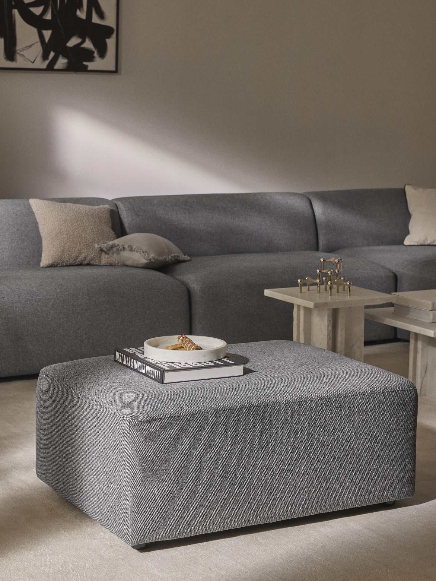 Melbrina Stool, W 99 x D 72 cm
