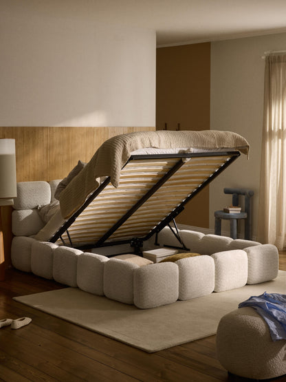 Taylenza Upholstered Bed in Teddy Bouclé with Storage