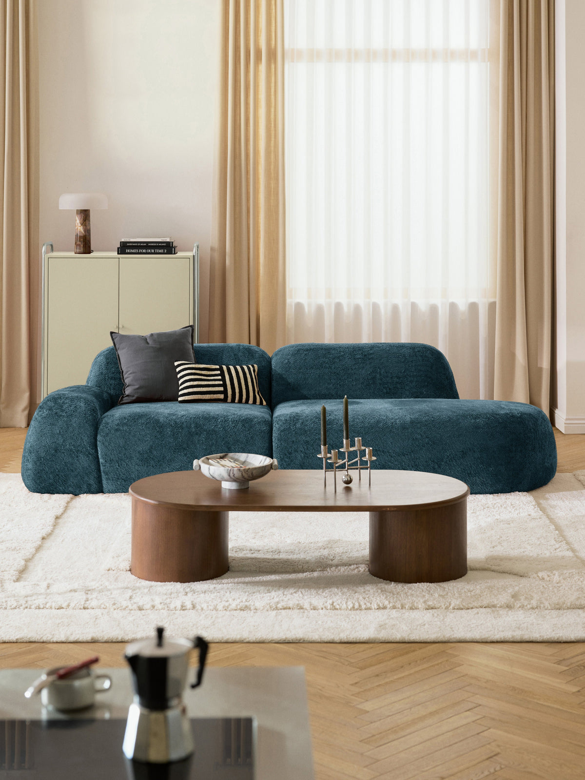 Wolzania Chaise in Teddy Bouclé
